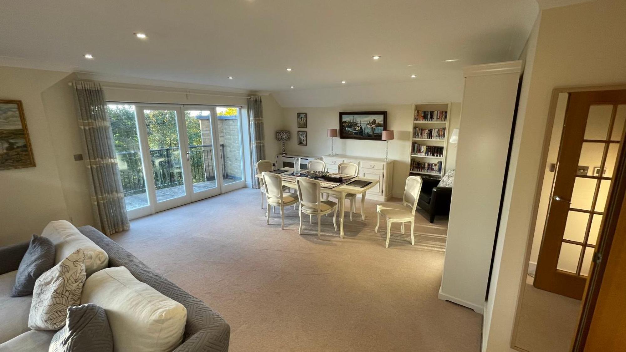Top Floor En-Suite Double Bedrooms With Great View Of Windsor Castle & Free Parking Ngoại thất bức ảnh