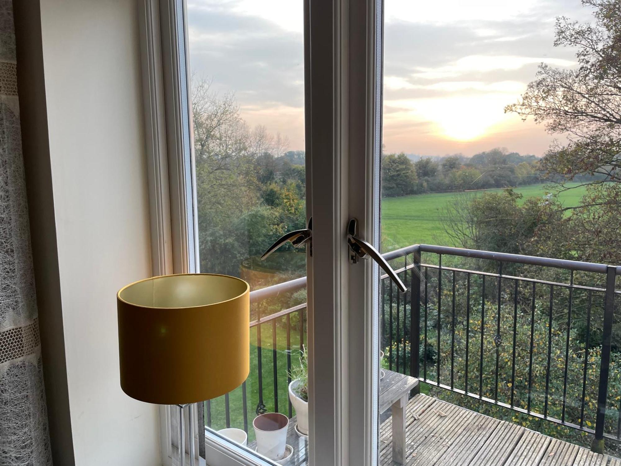 Top Floor En-Suite Double Bedrooms With Great View Of Windsor Castle & Free Parking Ngoại thất bức ảnh