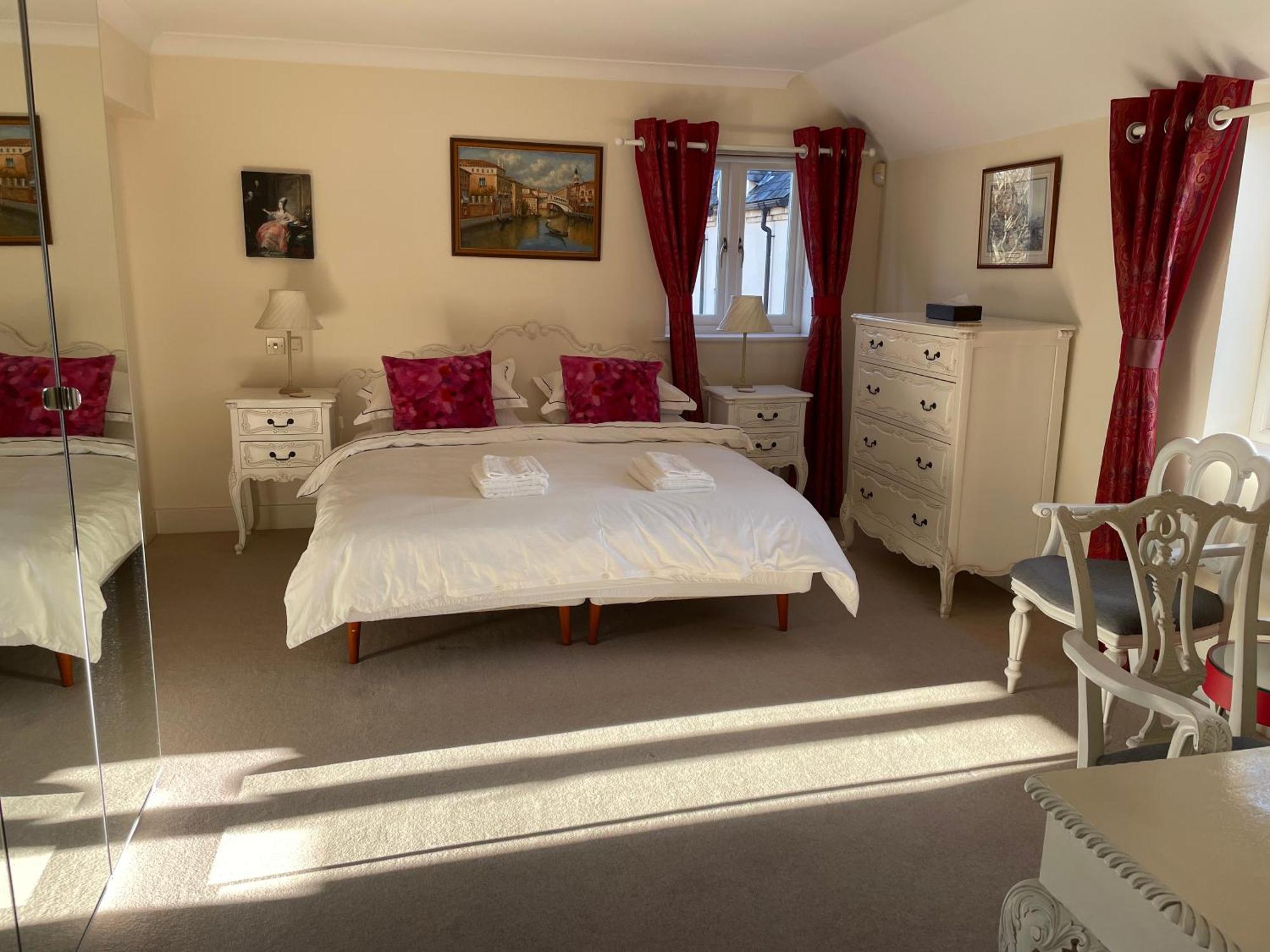 Top Floor En-Suite Double Bedrooms With Great View Of Windsor Castle & Free Parking Ngoại thất bức ảnh