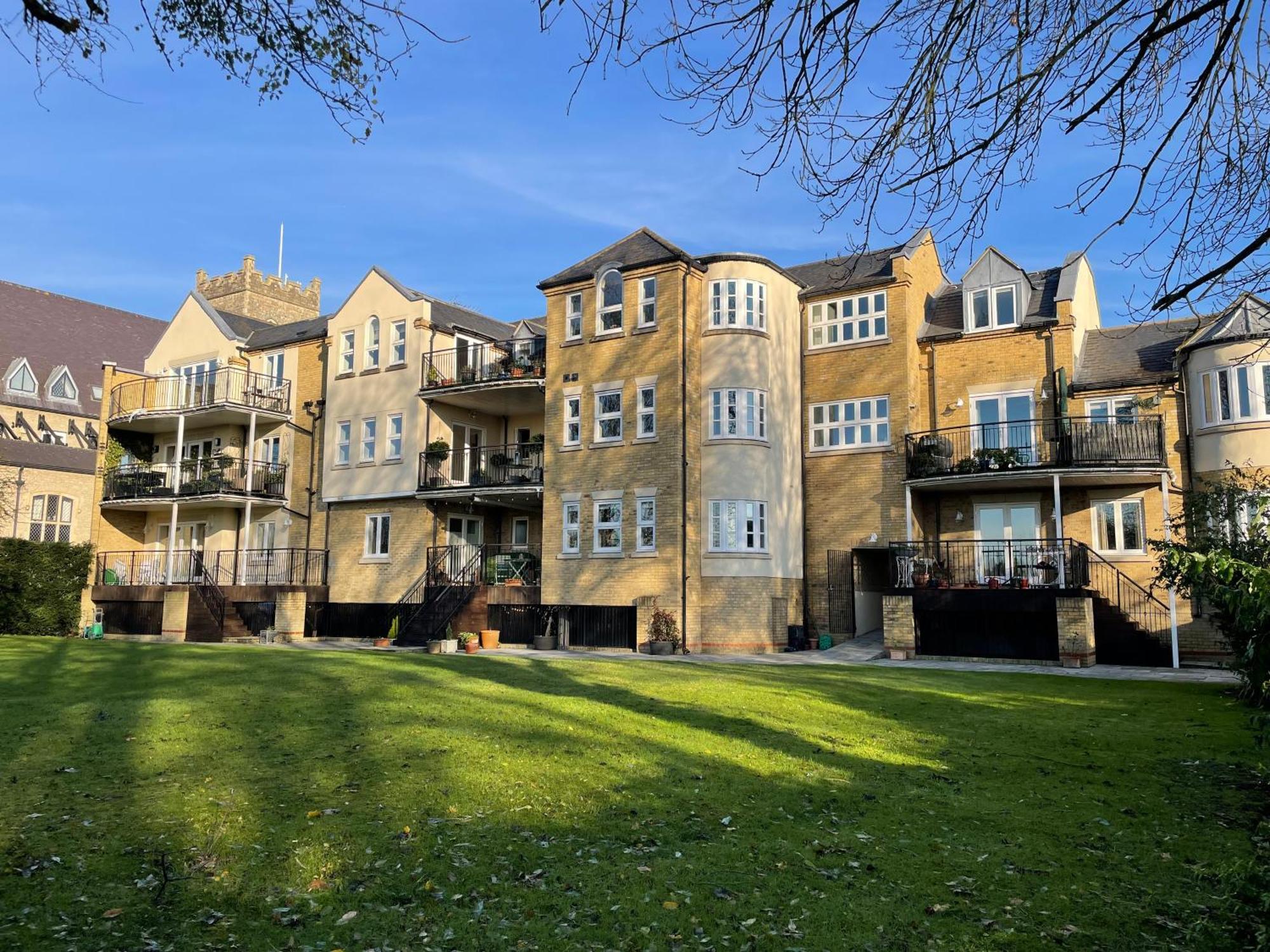 Top Floor En-Suite Double Bedrooms With Great View Of Windsor Castle & Free Parking Ngoại thất bức ảnh